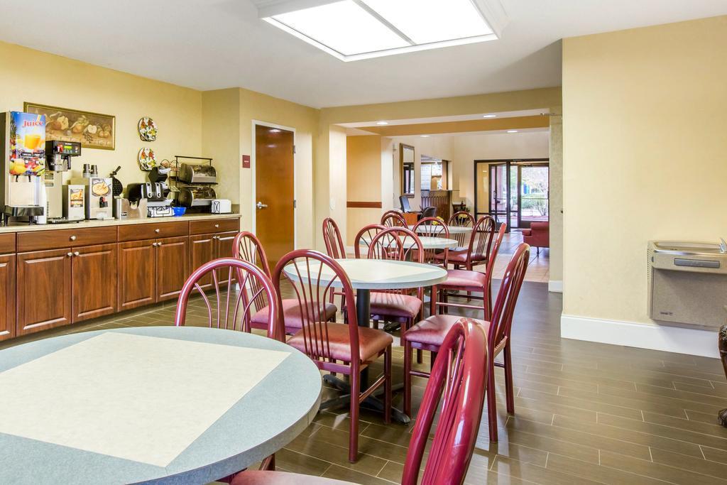 Quality Inn & Suites Canton, Ga Ngoại thất bức ảnh